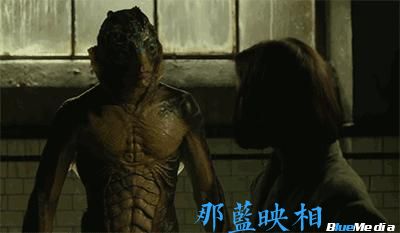 电影:奥斯卡最佳影片《水形物语》揭秘之人鱼特效化妆(图15) 电影:奥斯卡最佳影片《水形物语》揭秘之人鱼特效化妆(图15)